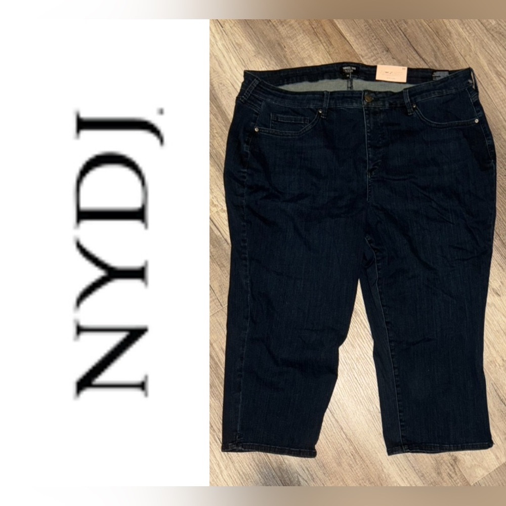 NWT NYDJ 20 Curves 360 Slim Straight Capri Jeans in Mesquite